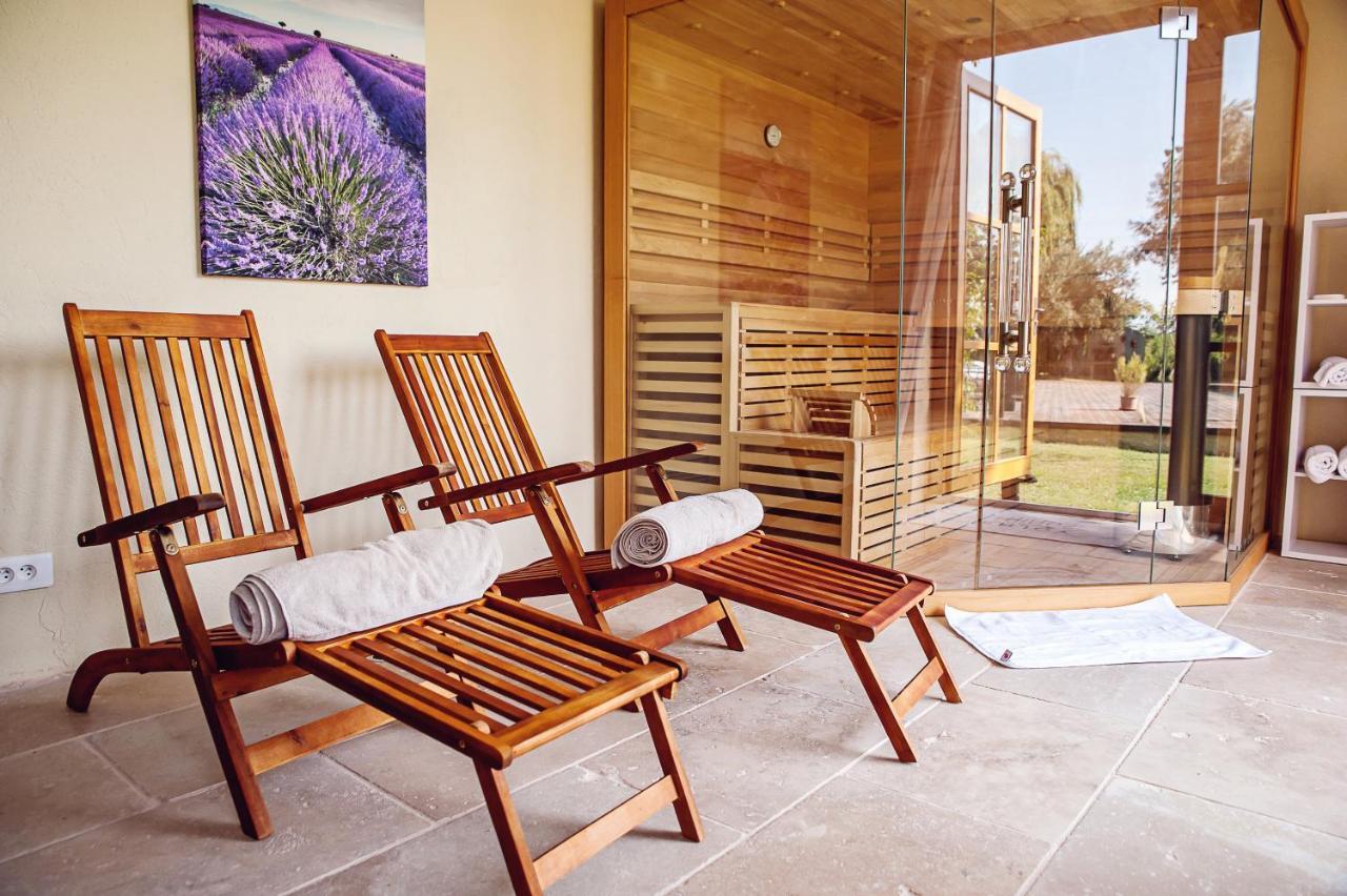 Les Champs De Provence Bed & Breakfast La Baume-de-Transit Luaran gambar
